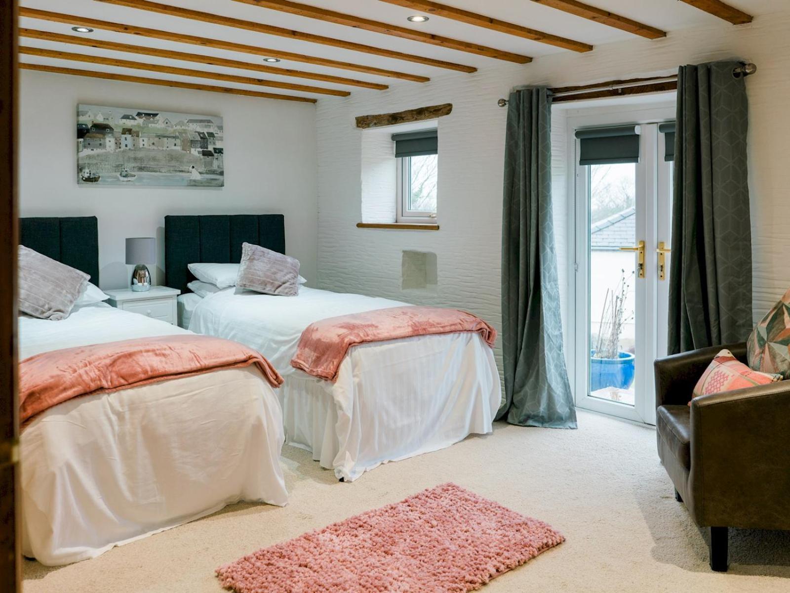 Pass The Keys Peaceful & Coastal 2 Bedroom Cottage كارديغين المظهر الخارجي الصورة